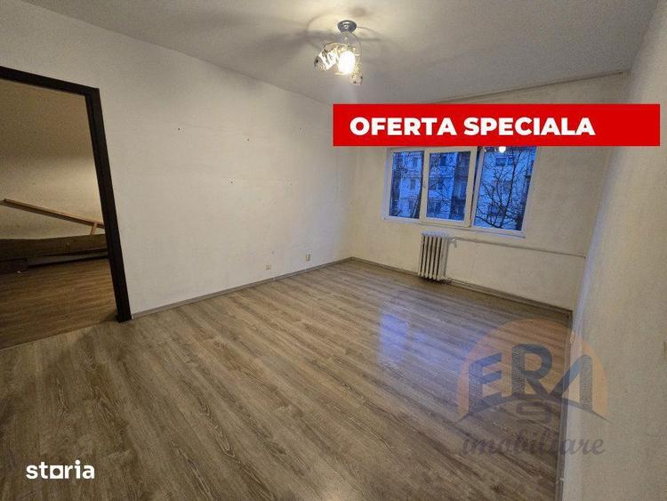 Apartament cu 3 camere semidecomandat în Cantemir