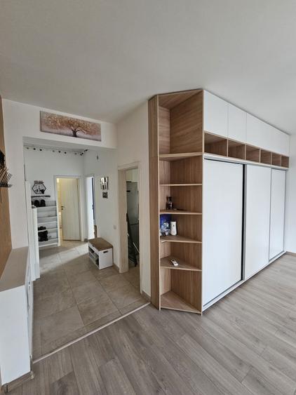 Apartament cu 2 camere decomandat în Olteni