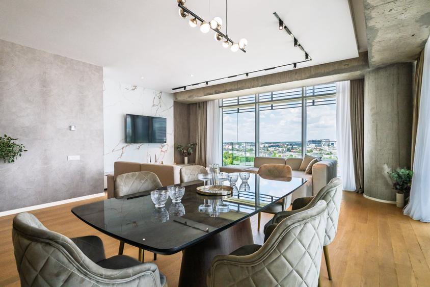 Apartament cu 4 camere în Floreasca