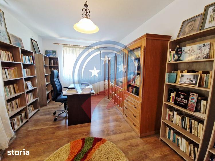 Casă cu 5 camere cu Teren 2936 Mp în Coșoveni