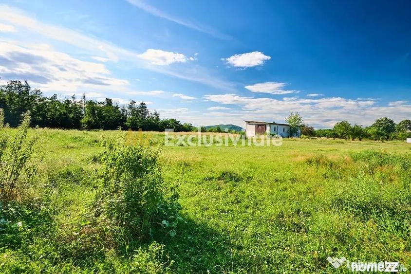 Casă cu 1 camere cu Teren 1100 Mp în Budeasa