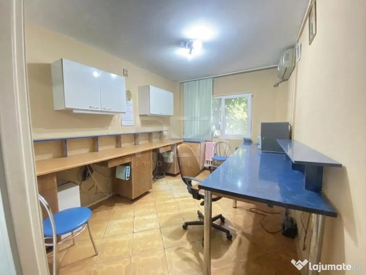 Spațiu comercial, de 66 mp, în Sebastian