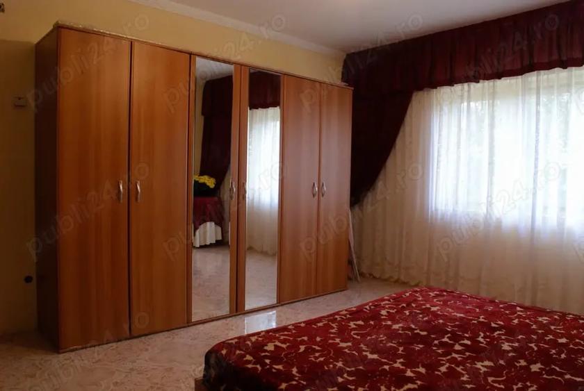 Casă cu 5 camere cu Teren 2500 Mp în Dulceanca