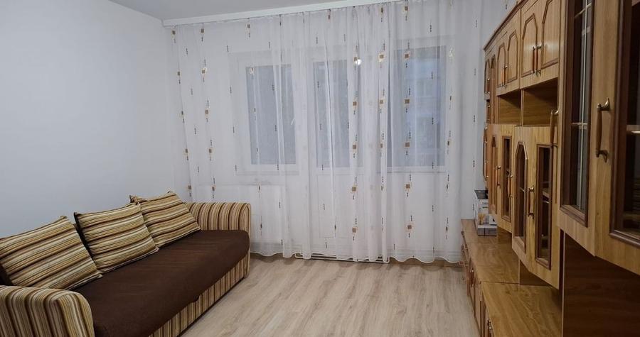 Apartament cu 2 camere semidecomandat, mobilat în Zimbru