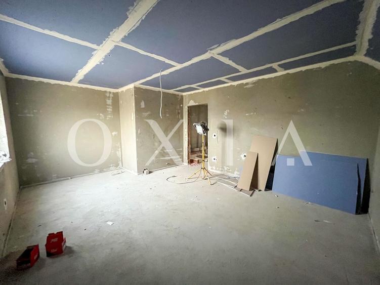 Duplex cu 4 camere cu Canalizare în Moșnița Veche