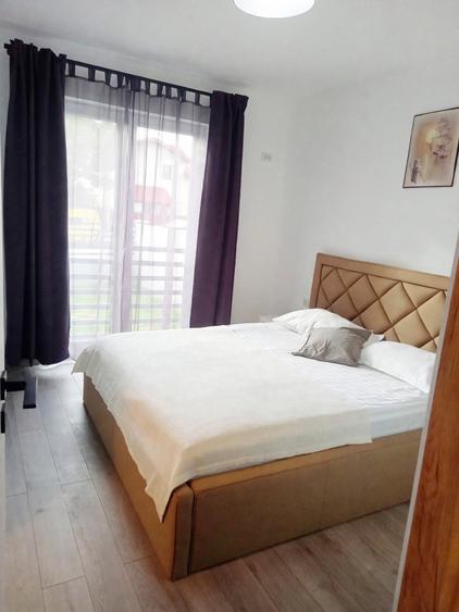 Duplex cu 4 camere cu Canalizare în Ghiroda