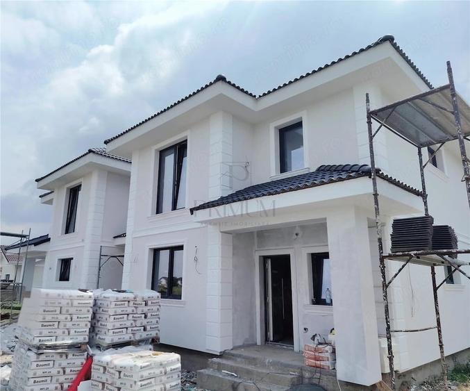 DUPLEX CU BUCATARIE INCHISA - 130 MP UTILI - SEPARAT PRIN CAMERA TEHNICA - 1