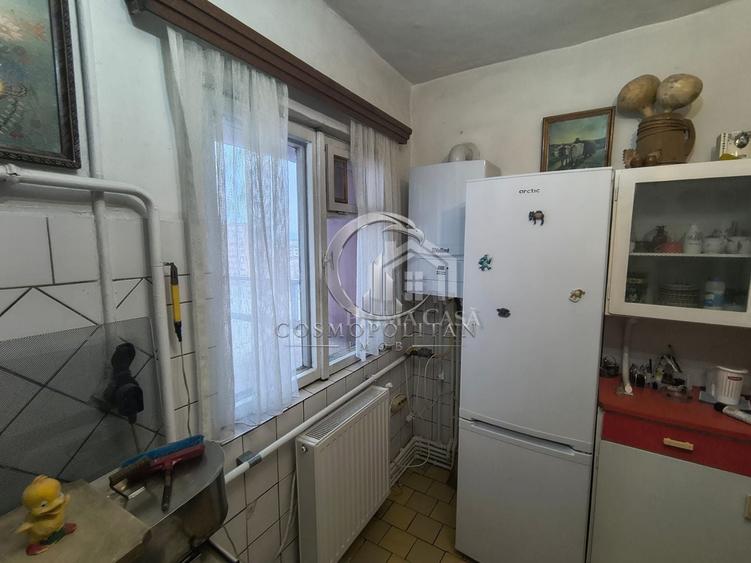 Apartament cu 3 camere în Unirii Sud