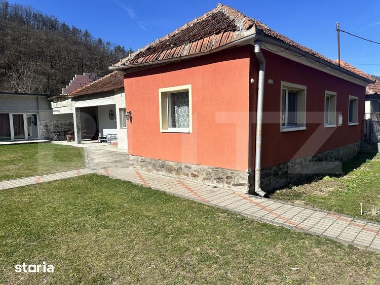 Casă cu 3 camere cu Teren 3298 Mp în Vețel
