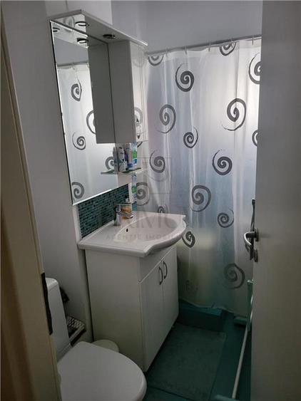 Apartament cu 4 camere decomandat, mobilat în Simion Bărnuțiu