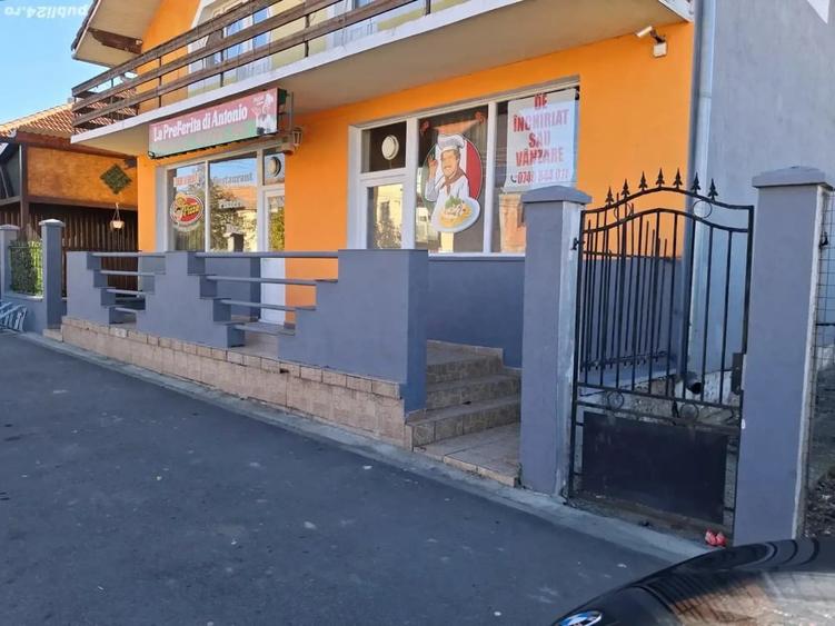 Spațiu comercial, de 300 mp, în Central