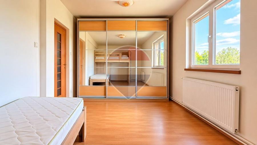 Casă individuală cu 5 camere cu Teren 553 Mp în Clinceni