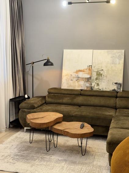 Apartament cu 2 camere decomandat în Central