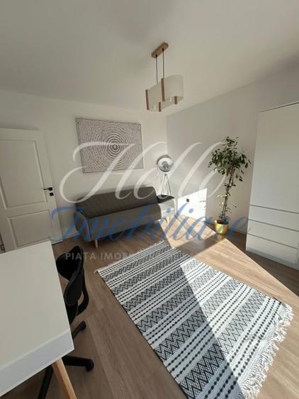Apartament cu 3 camere decomandat, mobilat în Florești