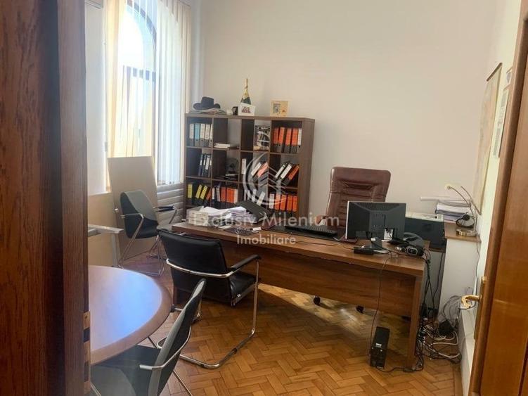 Birou, de 200 mp, în Cișmigiu