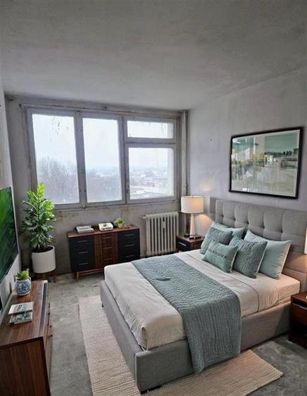 Apartament cu 3 camere semidecomandat în Giurgiului