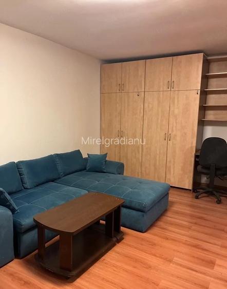 Garsoniera Unirii zona Nerva Traian