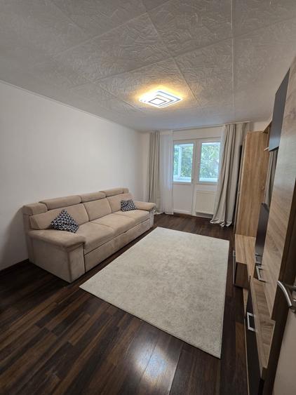Apartament cu 2 camere decomandat în Lujerului