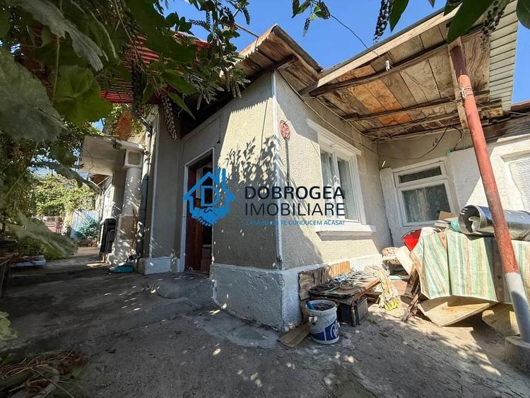 Casă cu 4 camere cu Teren 344 Mp în Păcii