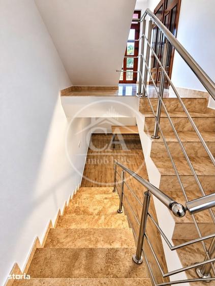 Apartament cu 5 camere decomandat în Sânmartin