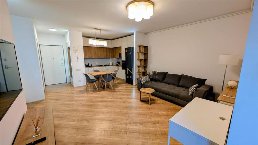 Apartament cu 3 camere decomandat, mobilat în Pipera
