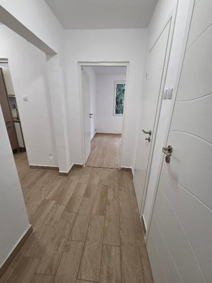 Apartament cu 3 camere semidecomandat, mobilat în Obor