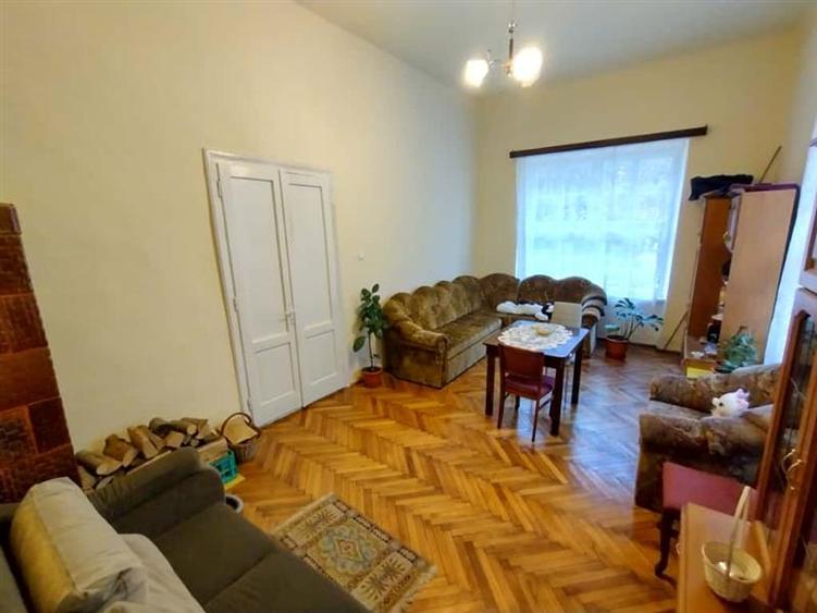 Apartament cu 3 camere decomandat, mobilat în Vest