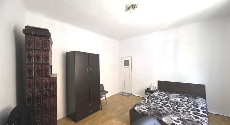Casă cu 2 camere cu Teren 150 Mp în Iancului