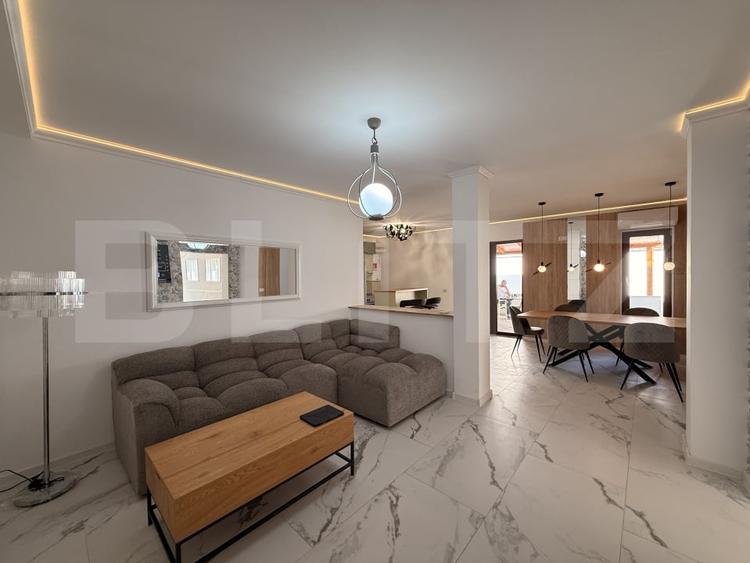 Duplex cu 6 camere cu Canalizare în Romanești