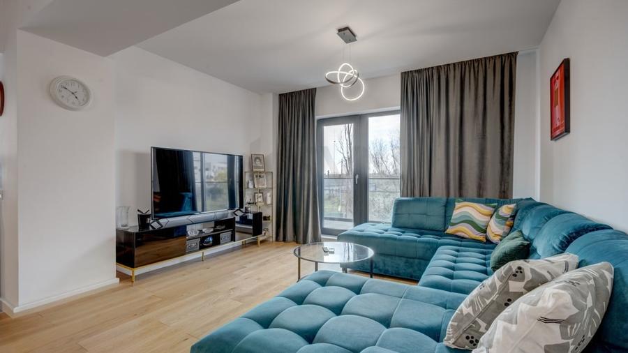 Apartament cu 3 camere decomandat, mobilat în Străulești