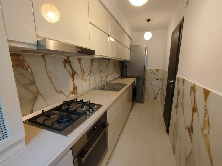 Apartament cu 2 camere decomandat, mobilat în Calea Călărașilor