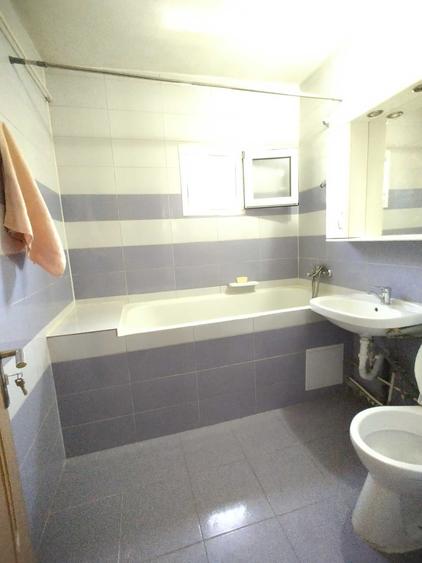 Apartament cu 2 camere decomandat în Rogerius