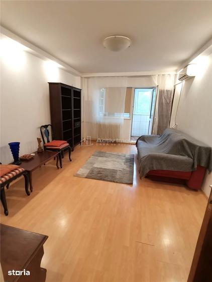 Apartament cu 2 camere semidecomandat în Grivița
