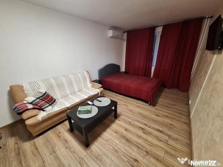 Garsonieră decomandată, mobilată în Apărătorii Patriei