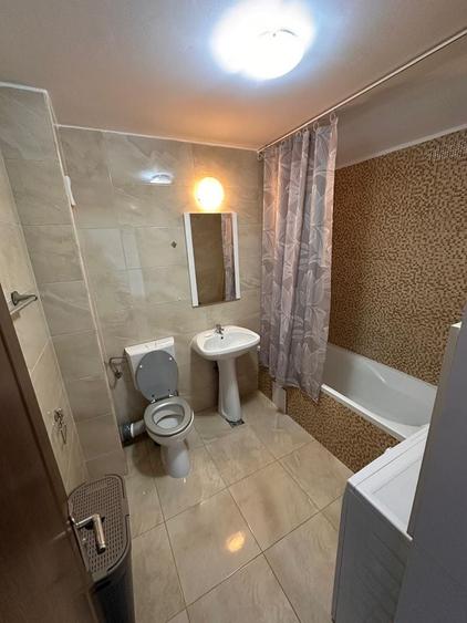 Apartament cu 2 camere decomandat în Florești