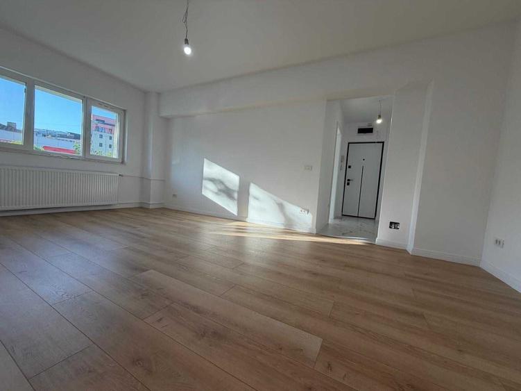 Apartament cu 2 camere semidecomandat în Fizicienilor