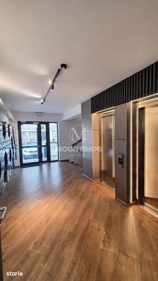 Apartament cu 3 camere în Tractorul