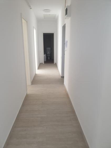Proprietar Apartament 3 camere 2 baii 2 balcoane complet mobilat utilat Metrou Pacii Preciziei 75 mp Nu colaborez cu Agenti Imobiliari Revanzatori . - 4