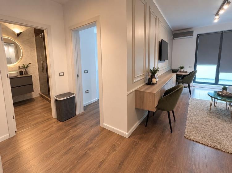 Apartament cu 2 camere decomandat în Exterior Vest