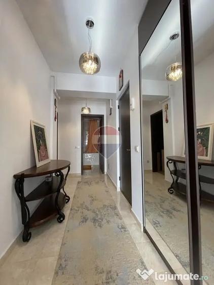 Apartament cu 2 camere decomandat în Sud