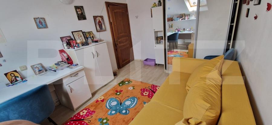 Casă individuală cu 7 camere cu Teren 700 Mp în Bordei