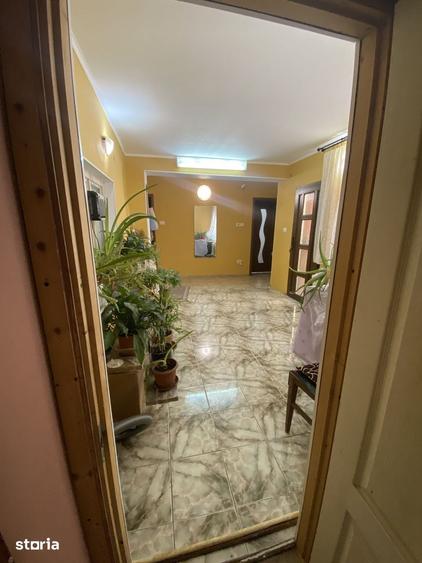 Casă cu 5 camere cu Teren 315 Mp în Telegrafului