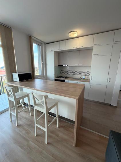 Apartament cu 2 camere semidecomandat în Complex Studențesc