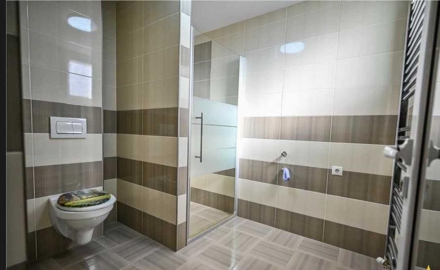 Casă cu 3 camere în Drumul Carului