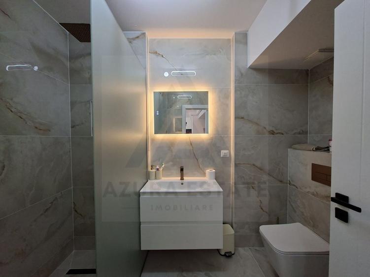 Apartament cu 3 camere semidecomandat, mobilat în Șelimbăr