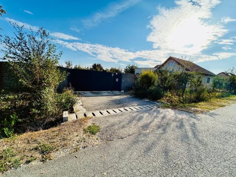 Casă individuală cu 5 camere cu Canalizare în Ghilad