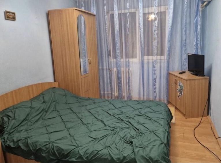 Apartament cu 2 camere decomandat în Rovine