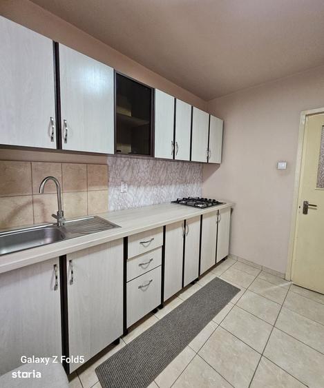 Apartament cu 3 camere decomandat în Ultracentral