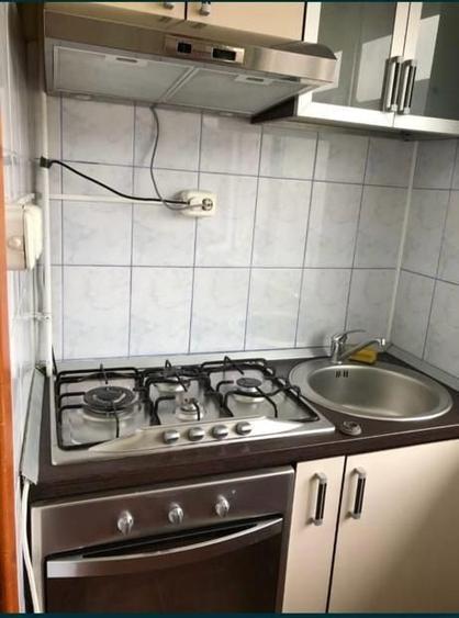 Apartament cu 3 camere decomandat în Obcini