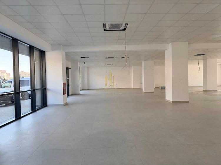 Spațiu comercial, de 325 mp, în Poieni-Suceava